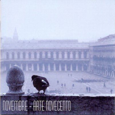 Novembre – Stripped
