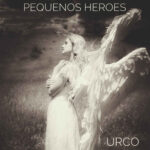 Pequenos Heroes - Broken